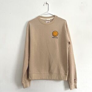 League91  | Flagler College Tufted Smiley Face Crewneck Sweatshirt | Beige | S